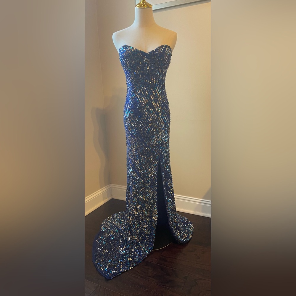 021 Elegant Primavera Couture Blue Sequin Evening Gown